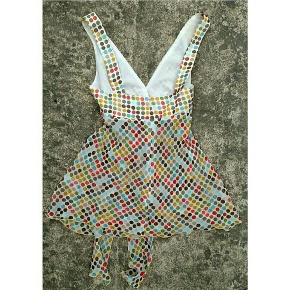 Trina Turk silk tank top. Size 0 - Picture 2 of 2